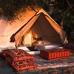 ラグジュアリーテント Butterfly Valley Seaside Glamping オルデニズ