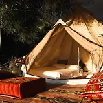 Butterfly Valley Seaside Glamping Luxe tent Ölüdeniz