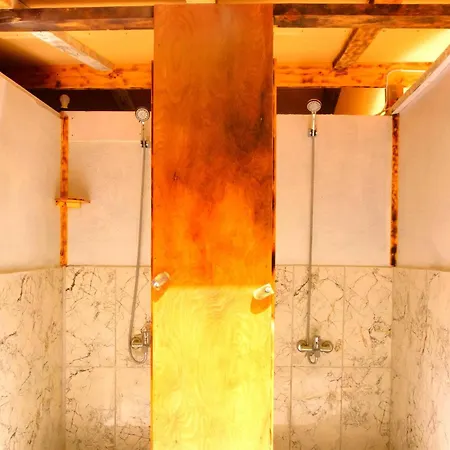 Butterfly Valley Glamping 豪华帐篷 厄吕代尼兹