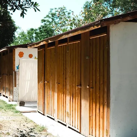 Butterfly Valley Glamping 厄吕代尼兹