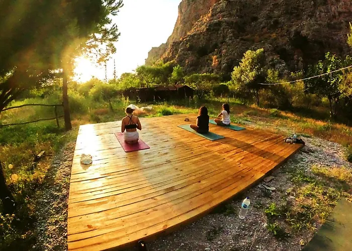 Butterfly Valley Glamping 豪华帐篷 厄吕代尼兹