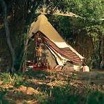 Butterfly Valley Seaside Glamping أولدينيس