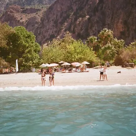 豪华帐篷 Butterfly Valley Seaside Glamping *