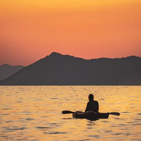 Butterfly Valley Glamping 럭셔리텐트 *